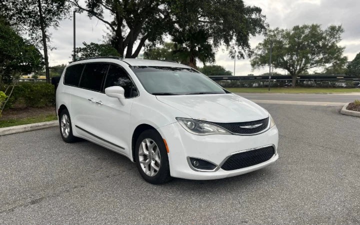 Chrysler Pacifica - Imagem 3