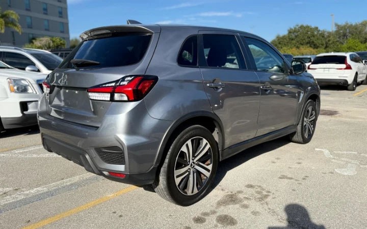 Mitsubishi Outlander Sport - Imagem 3