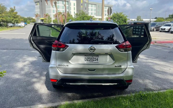 Nissan Rogue - Imagem 15