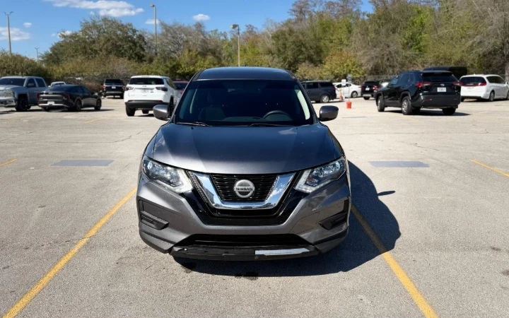 Nissan Rogue - Imagem 1