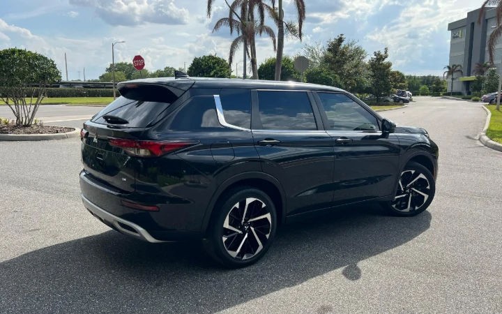 Mitsubishi Outlander - Imagem 6
