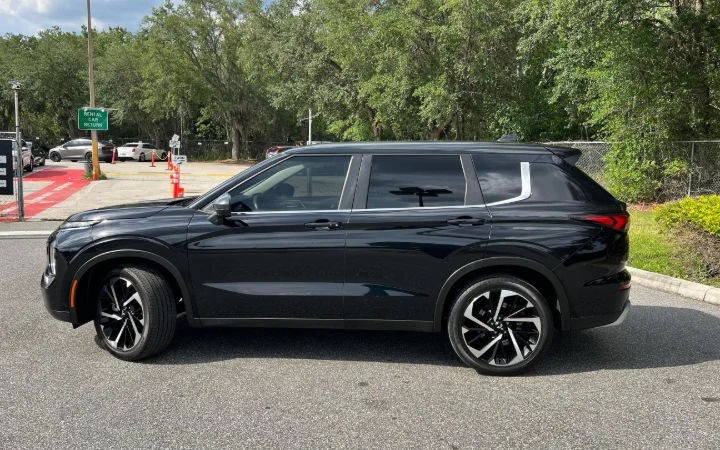 Mitsubishi Outlander - Imagem 10