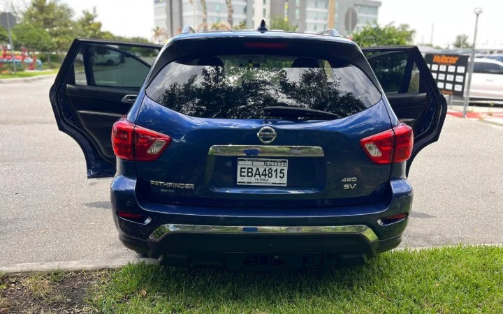 Nissan Pathfinder - Imagem 15
