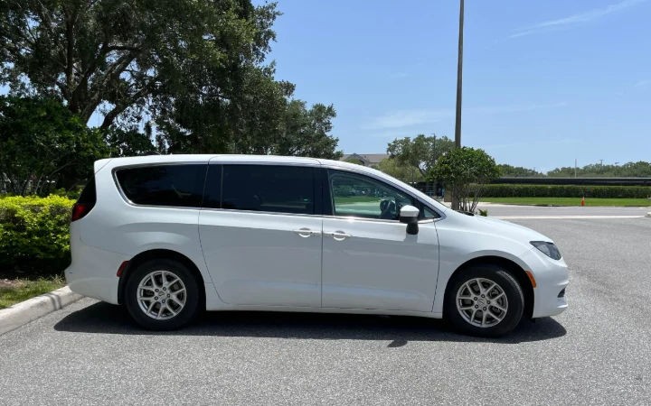 Chrysler Voyager - Imagem 4