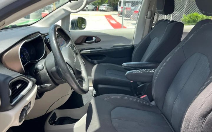Chrysler Voyager - Imagem 10