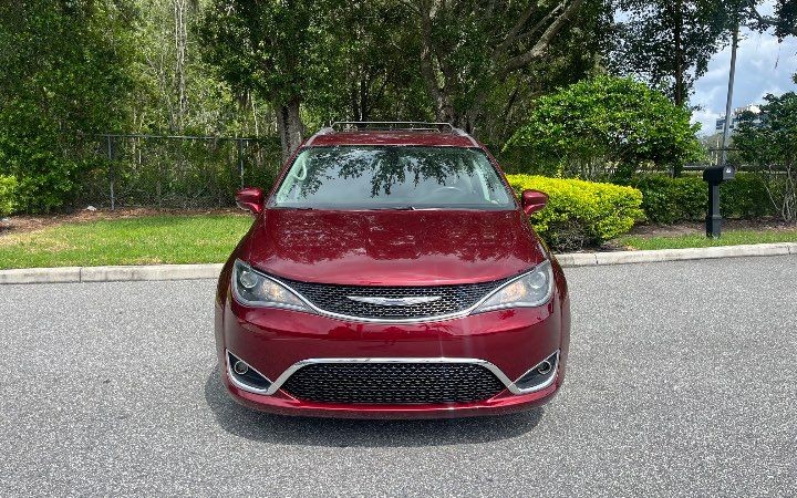 Chrysler Pacifica - Imagem 2