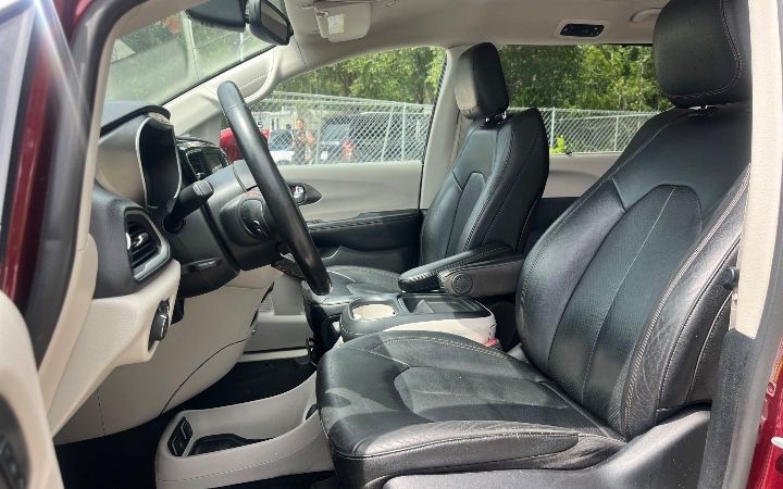 Chrysler Pacifica - Imagem 9