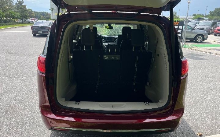 Chrysler Pacifica - Imagem 15