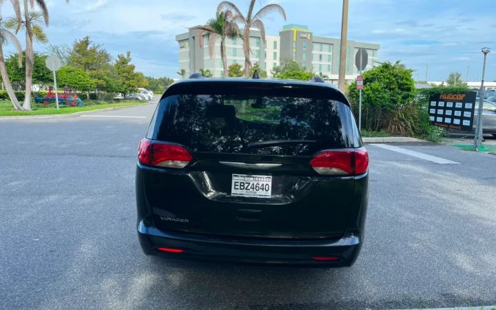 Chrysler Voyager - Imagem 5
