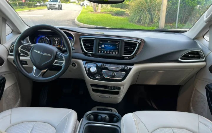 Chrysler Voyager - Imagem 9